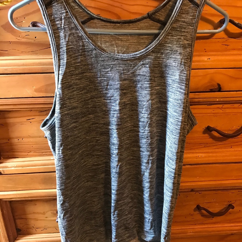 Lululemon Men's tank